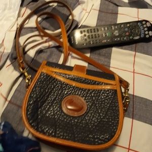 Dooney and bourke purse